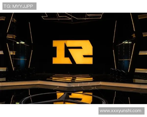 CSGO赛事分析：深入探讨RNG战队在比赛中的全面压制策略与表现