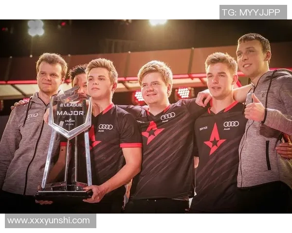 CSGO团队配合实力评比LNG战队荣登第五名引发关注